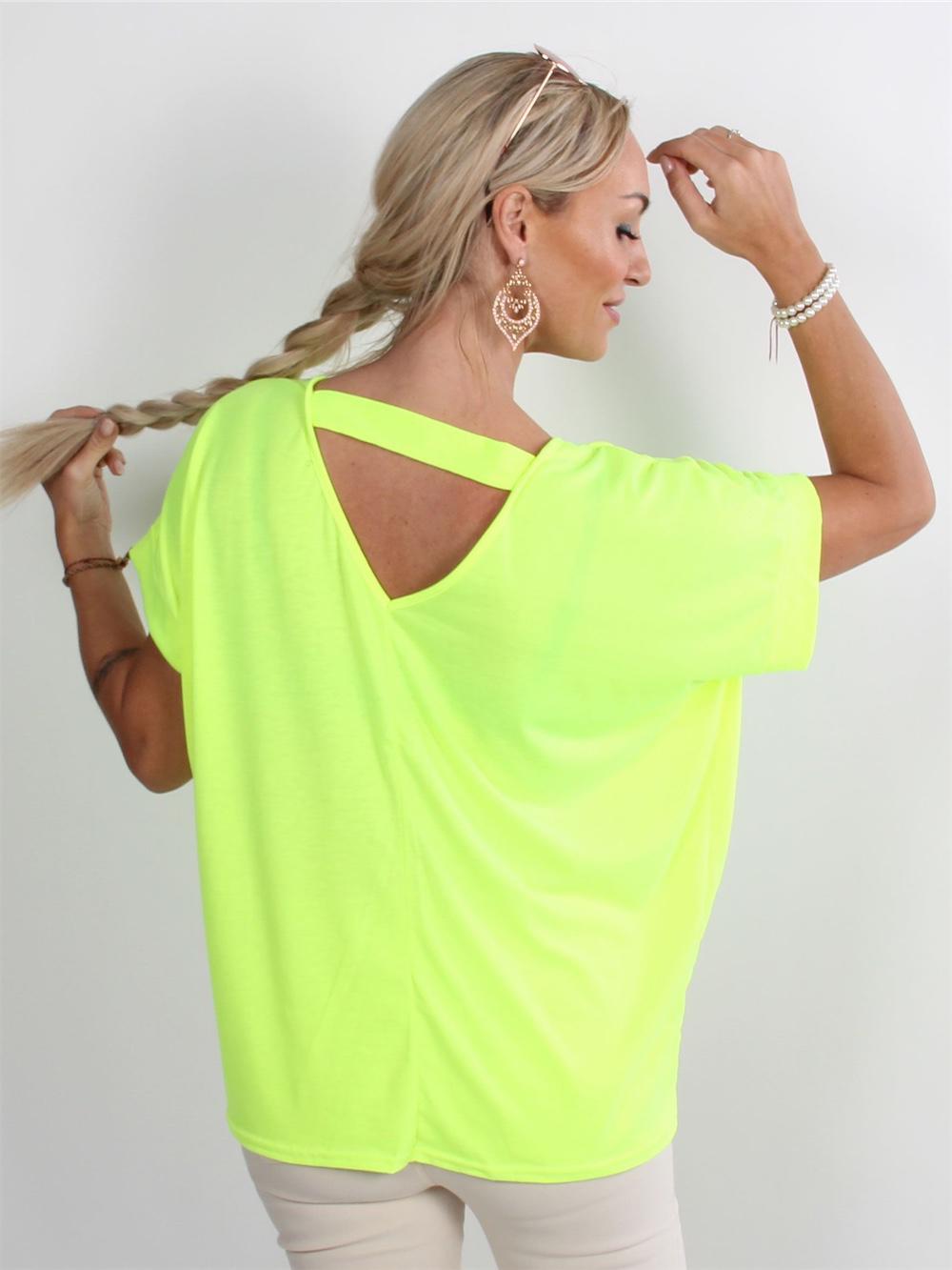 Elodie - Armygrøn t-shirt med lille V i ryggen